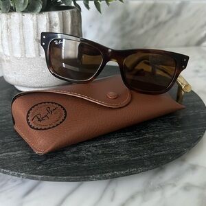 Women’s RayBan Sunglasses - Mr. Burbank